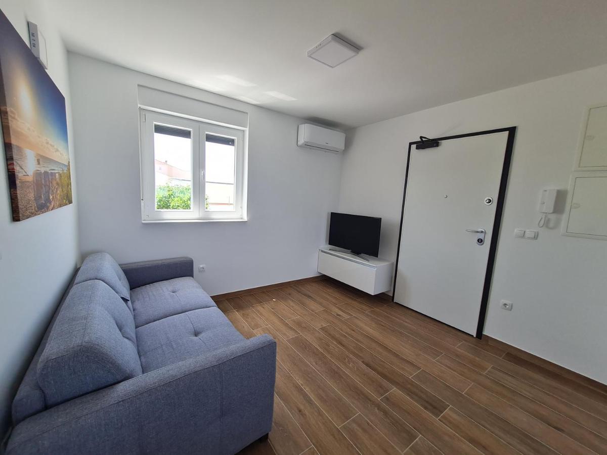 Apartmani Adria Нин Екстериор снимка