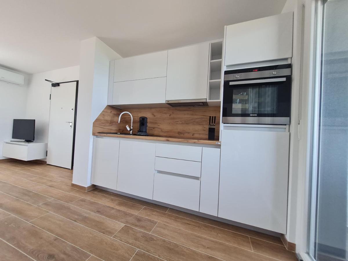 Apartmani Adria Нин Екстериор снимка
