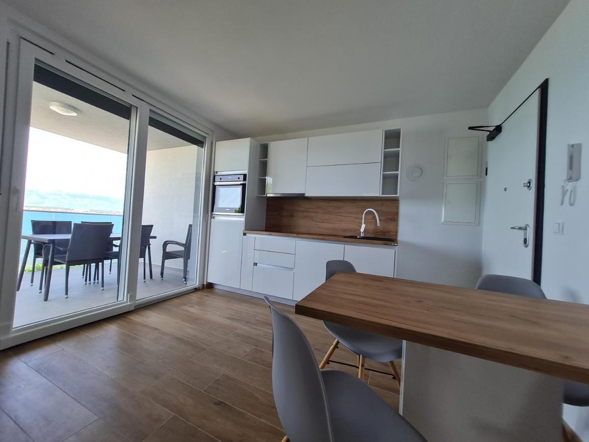 Apartmani Adria Нин Екстериор снимка