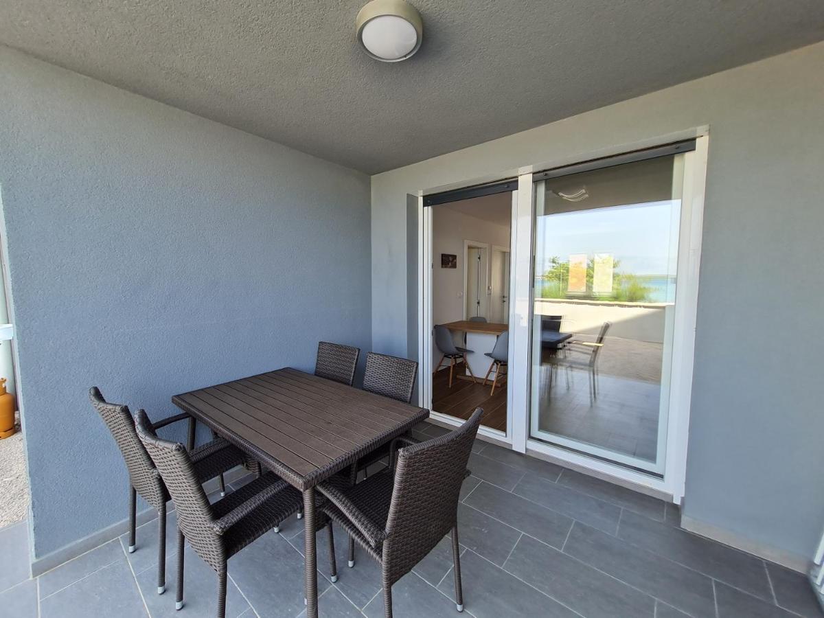 Apartmani Adria Нин Екстериор снимка