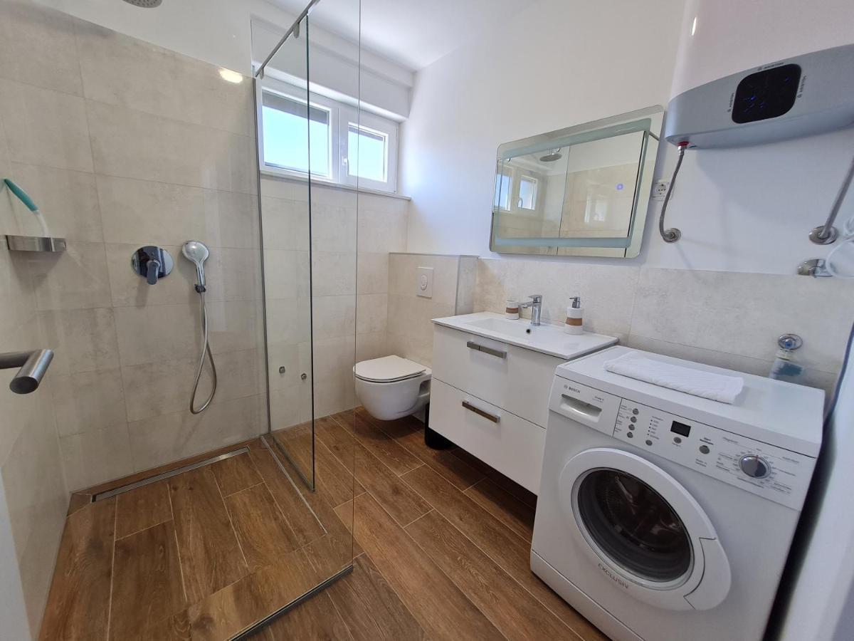 Apartmani Adria Нин Екстериор снимка