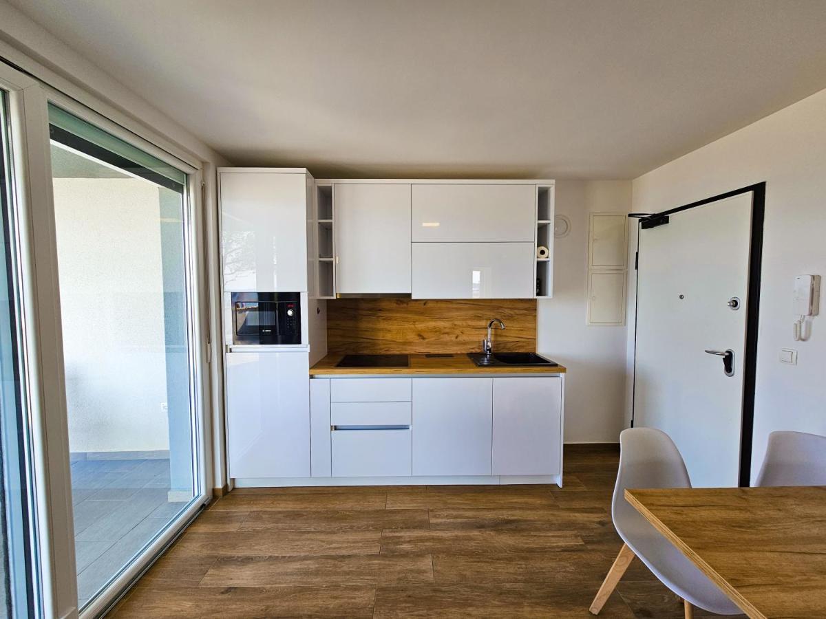Apartmani Adria Нин Екстериор снимка